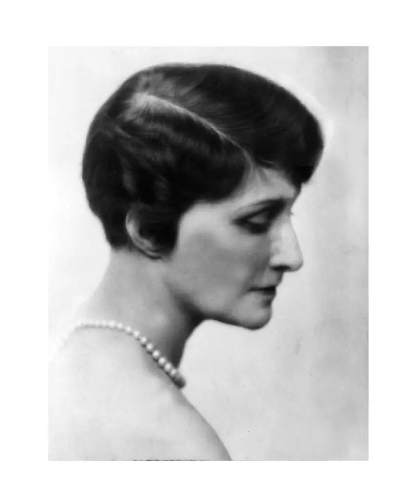 photo pportrait of Laura Mae Corrigan