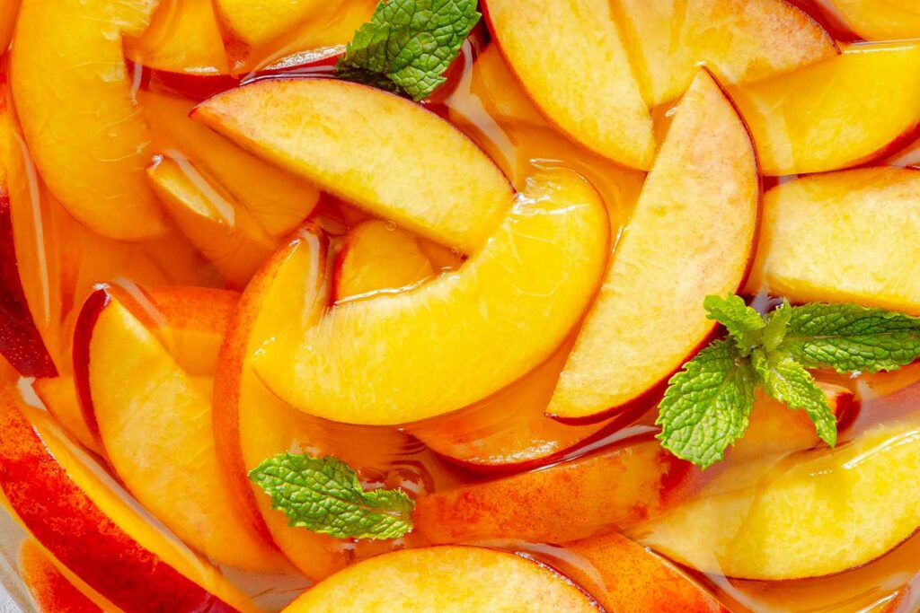 sliced peaches